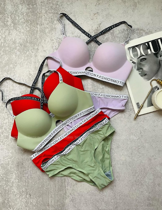 Comfortable Seamless Push-Up Lingerie Set – Lifting Bra & Panty Duo